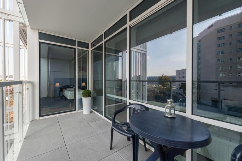 Apartamenty Towarowa Poznan Exterior foto