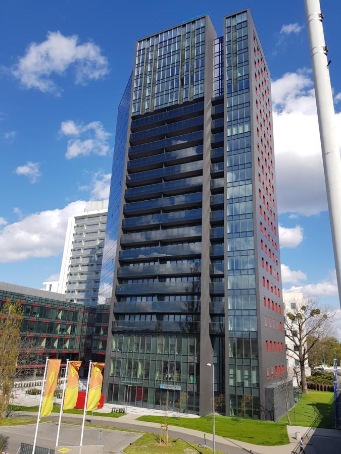 Apartamenty Towarowa Poznan Exterior foto