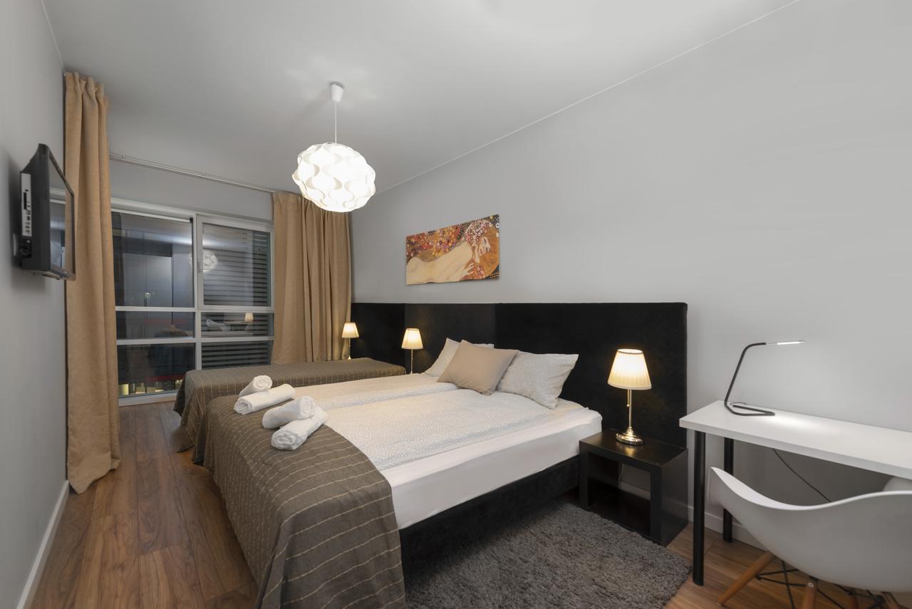 Apartamenty Towarowa Poznan Exterior foto